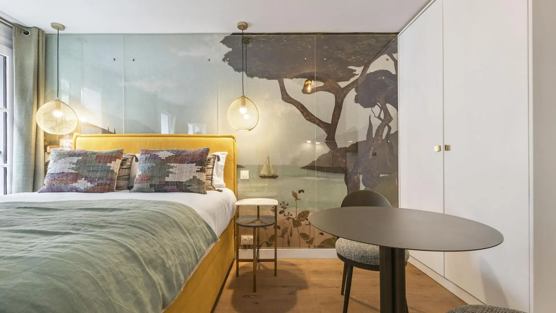 Petito Apartment Paris