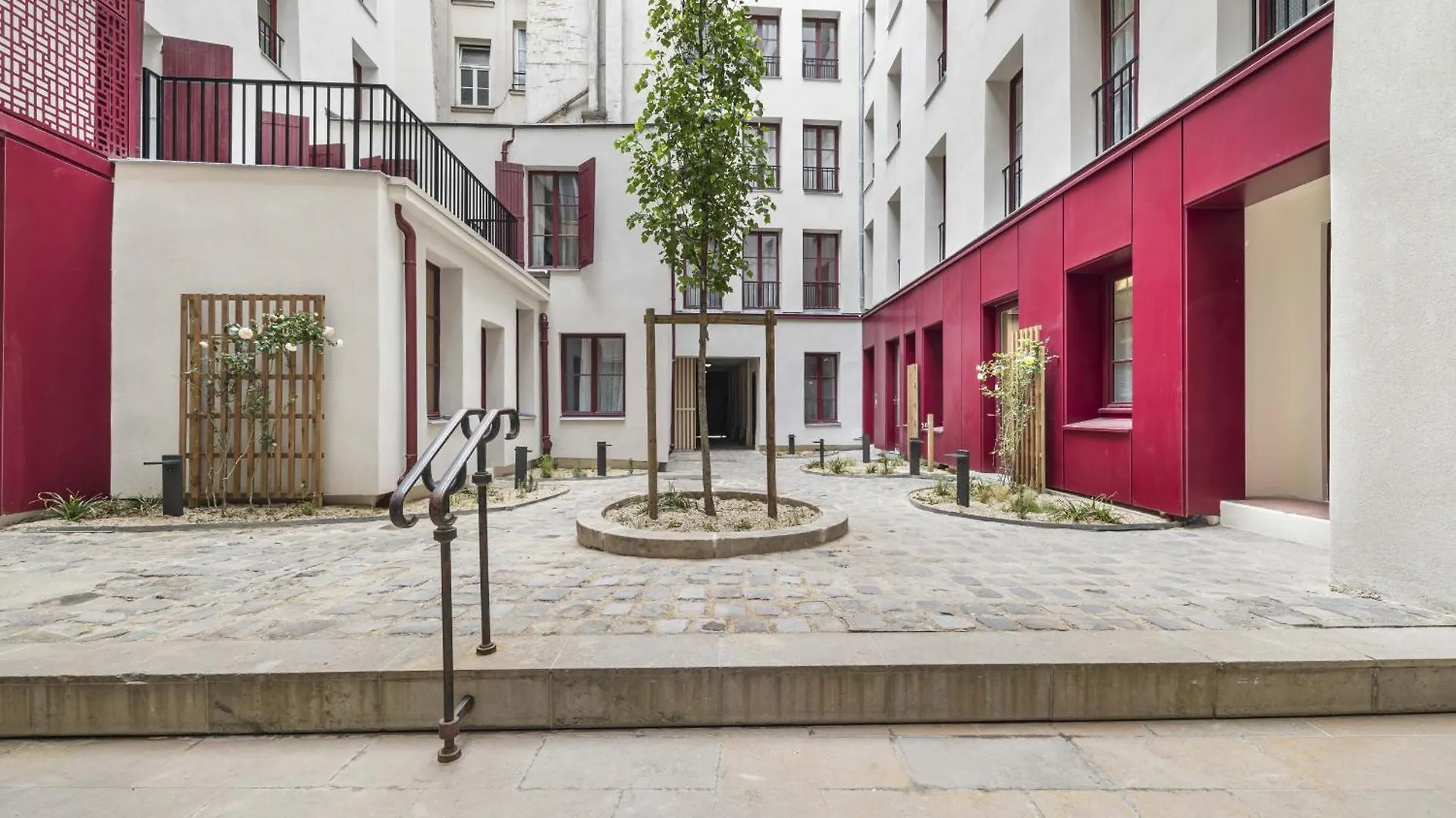 Petito Apartment Paris